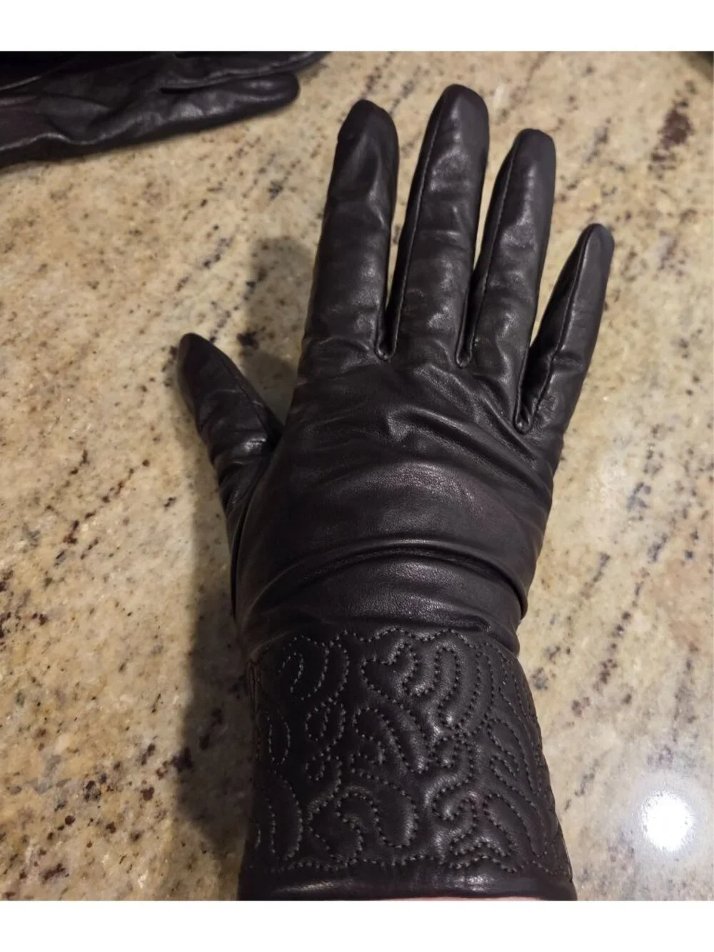 Womens Size M/L Brown Leather Fleece Lined Gloves Scroll Embroidered
